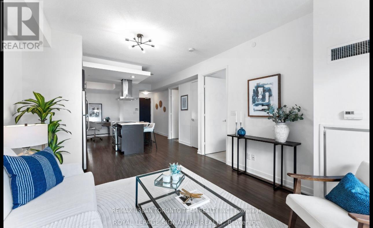 527 - 165 Legion Road N, Toronto, Ontario M8Y 0B3 - Photo 11 - W12547234