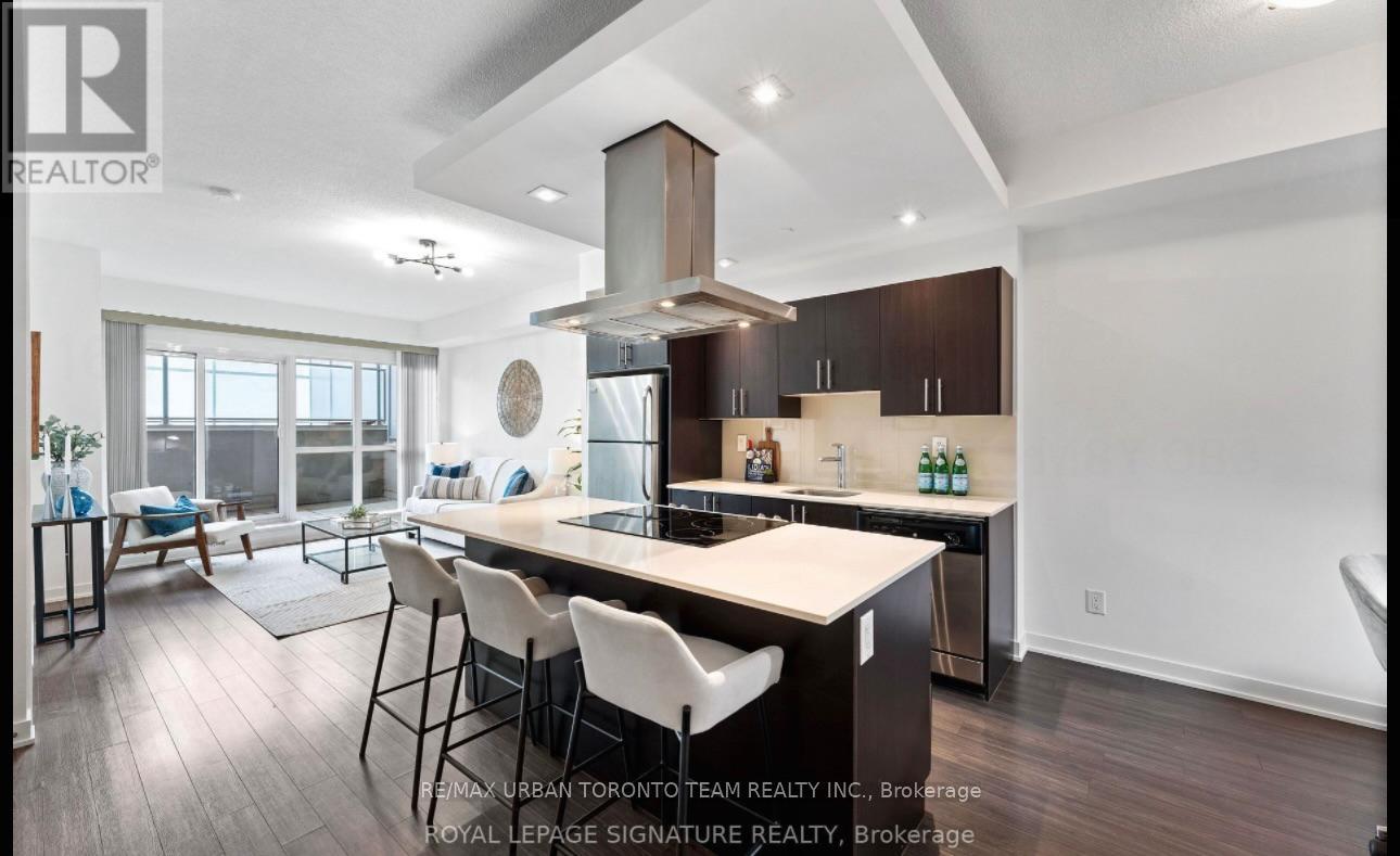 527 - 165 Legion Road N, Toronto, Ontario M8Y 0B3 - Photo 15 - W12547234