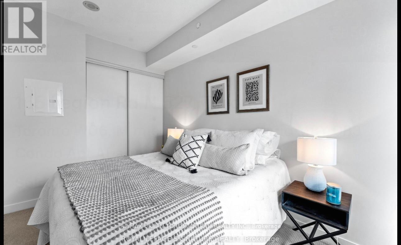 527 - 165 Legion Road N, Toronto, Ontario M8Y 0B3 - Photo 26 - W12547234