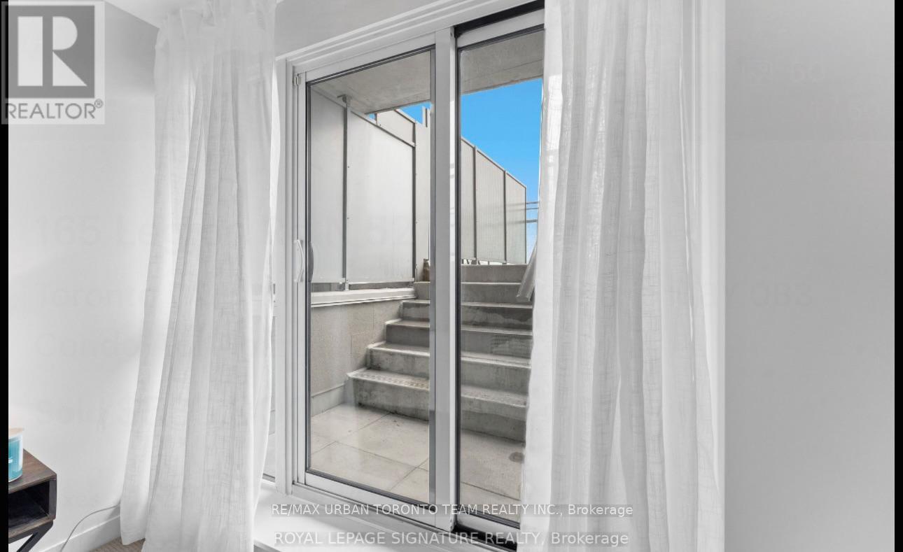 527 - 165 Legion Road N, Toronto, Ontario M8Y 0B3 - Photo 28 - W12547234