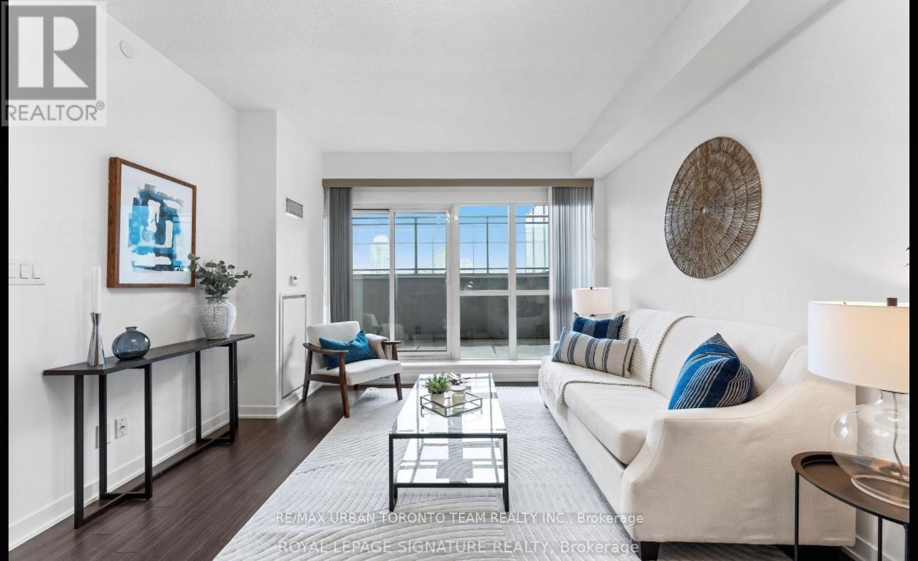 527 - 165 Legion Road N, Toronto, Ontario M8Y 0B3 - Photo 6 - W12547234