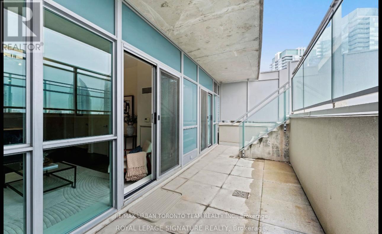 527 - 165 Legion Road N, Toronto, Ontario M8Y 0B3 - Photo 34 - W12547234