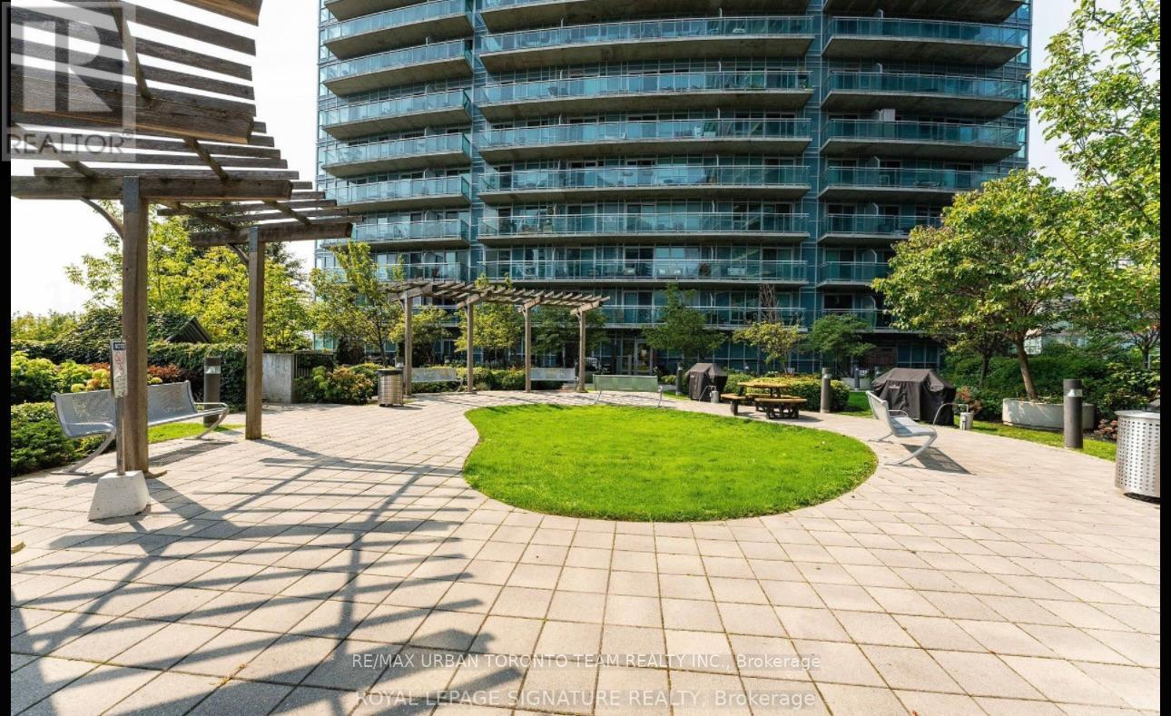 527 - 165 Legion Road N, Toronto, Ontario M8Y 0B3 - Photo 41 - W12547234