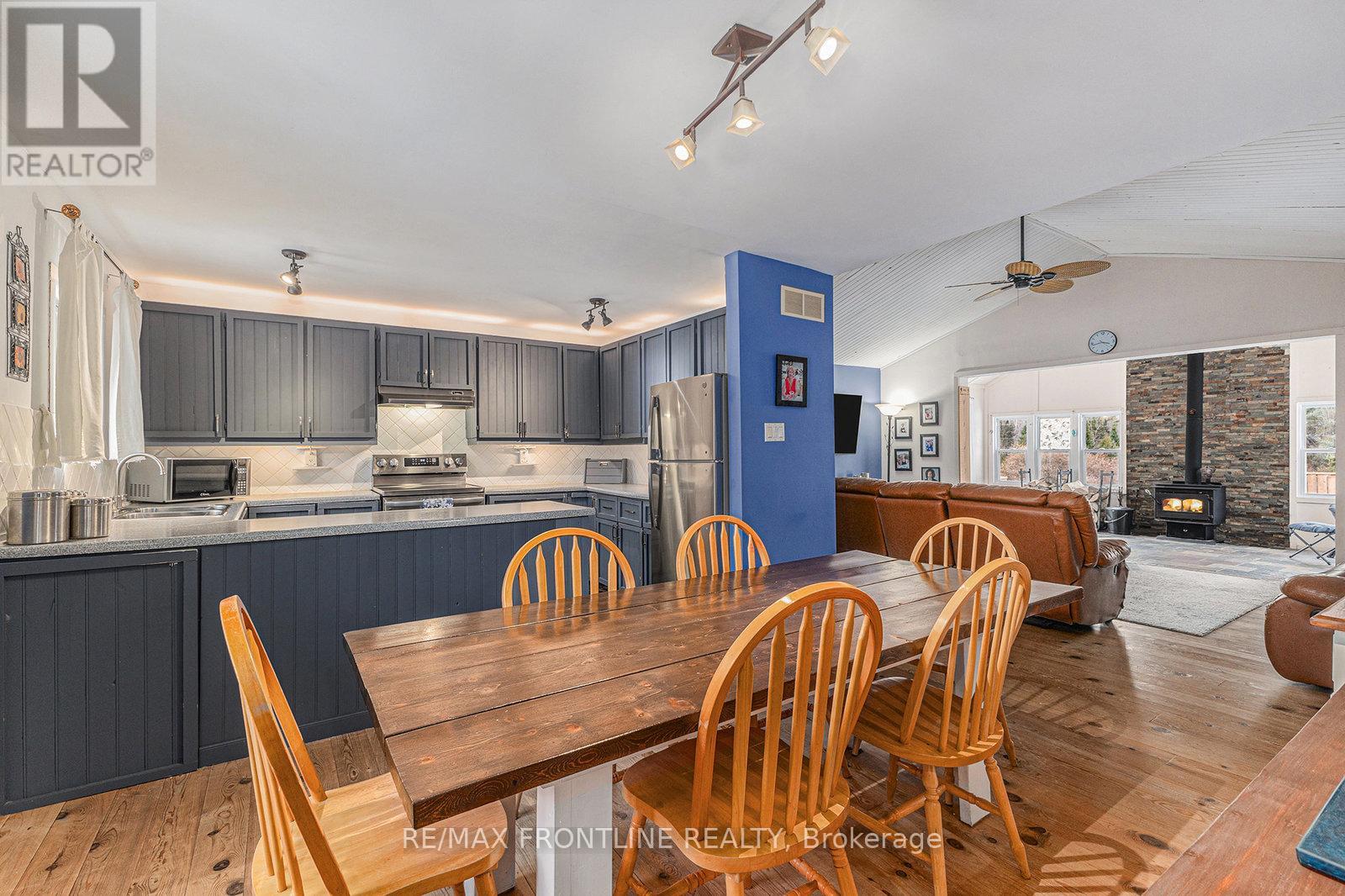 242 Maberly Station Road Nw, Tay Valley, Ontario K0H 2B0 - Photo 10 - X12546280