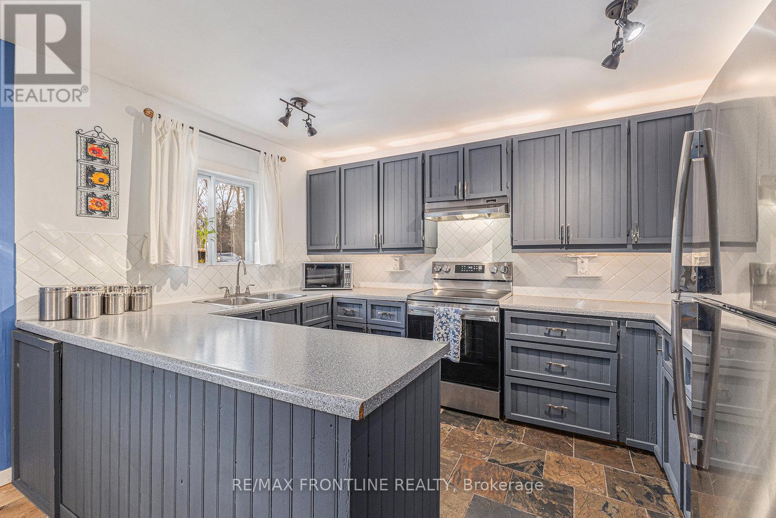 242 Maberly Station Road Nw, Tay Valley, Ontario K0H 2B0 - Photo 11 - X12546280