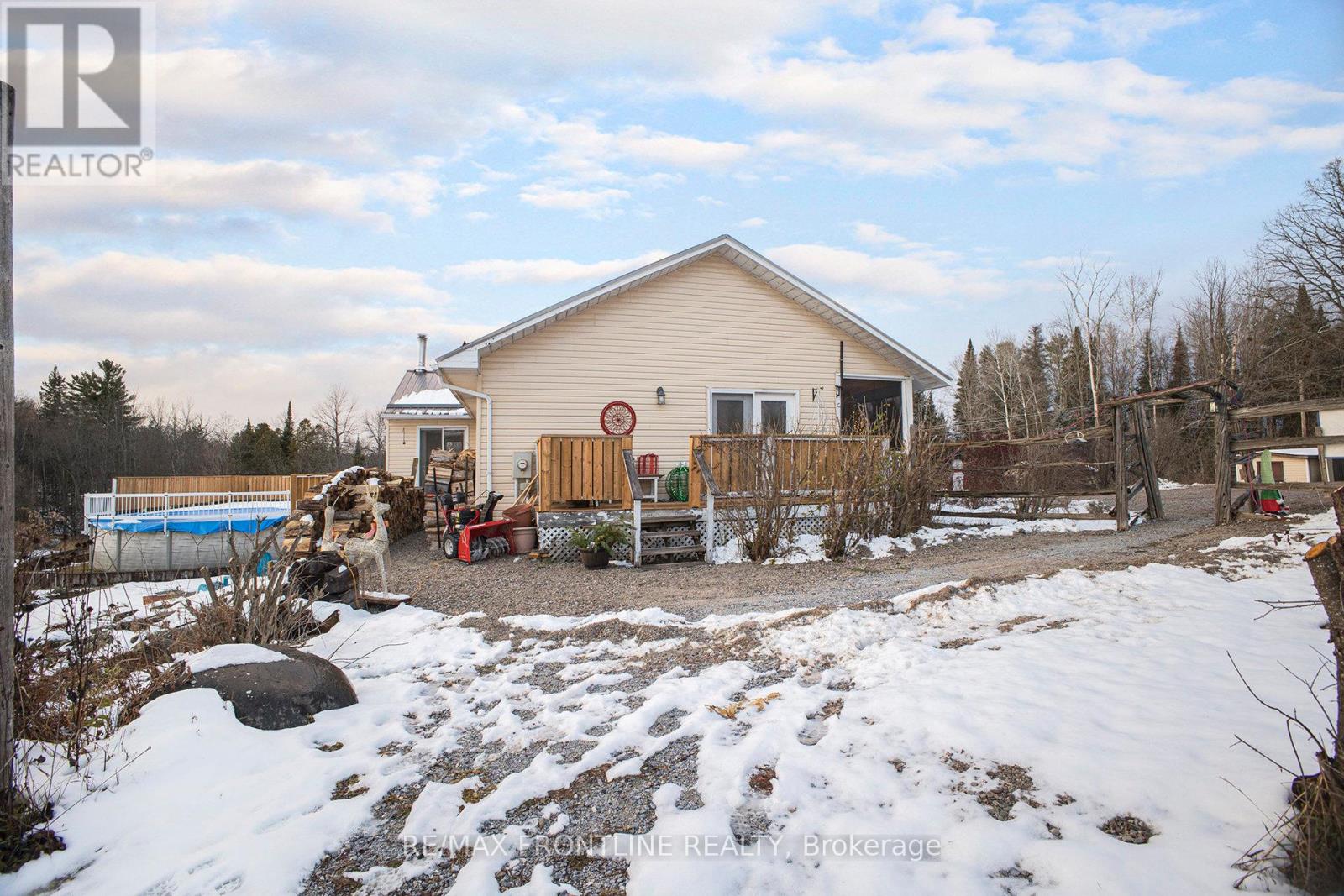 242 Maberly Station Road Nw, Tay Valley, Ontario K0H 2B0 - Photo 32 - X12546280