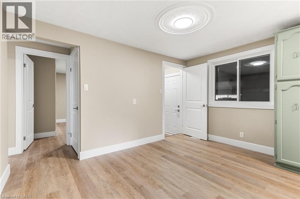 58 Selkirk Drive, Kitchener, Ontario N2E 1N2 - Photo 13 - 40787325