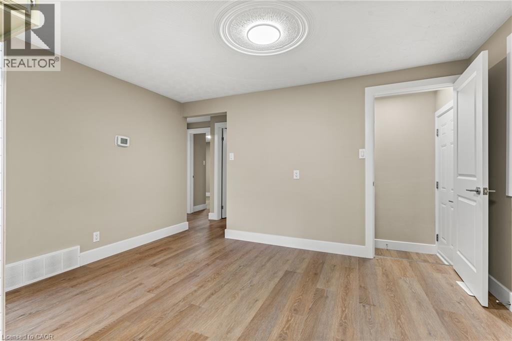 58 Selkirk Drive, Kitchener, Ontario N2E 1N2 - Photo 11 - 40787325