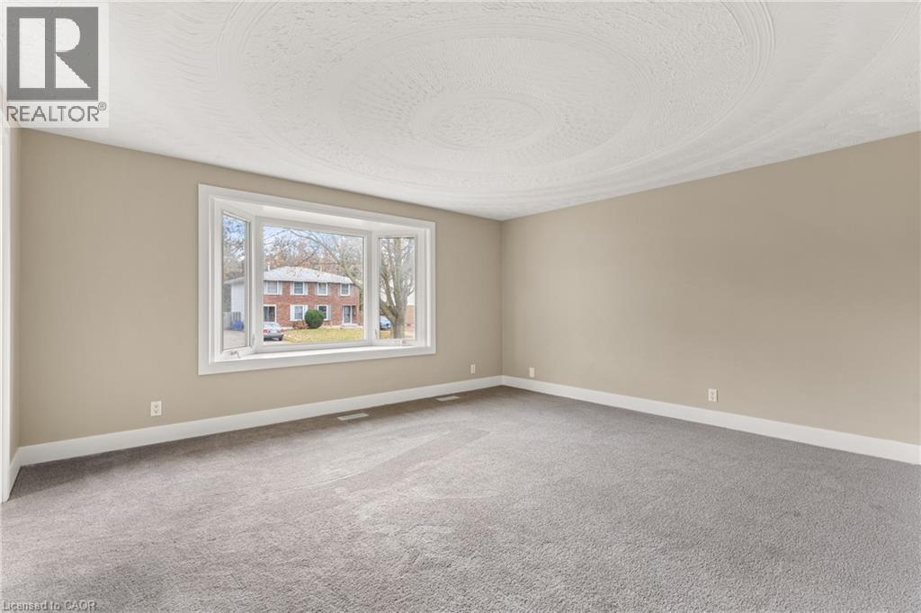 58 Selkirk Drive, Kitchener, Ontario N2E 1N2 - Photo 14 - 40787325