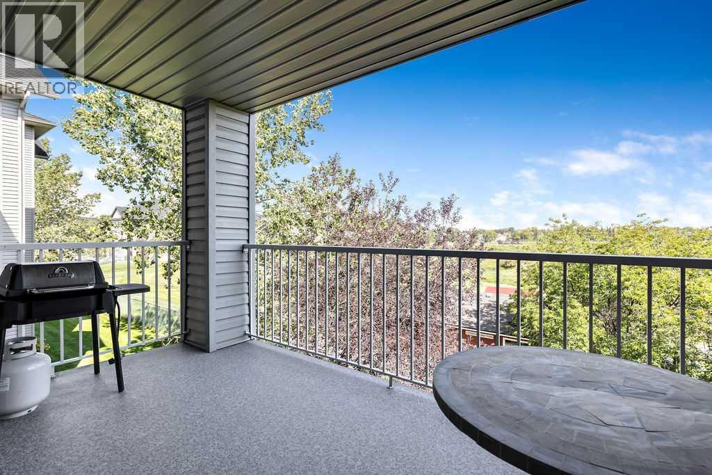 Property at 3304, 604 8 Street SW image 2