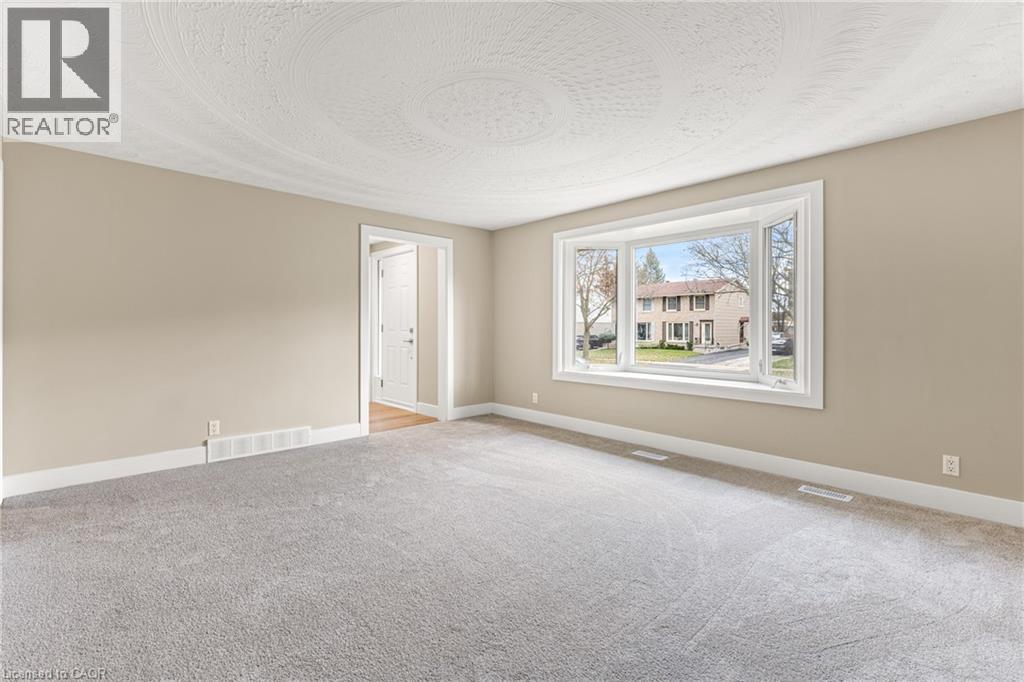 58 Selkirk Drive, Kitchener, Ontario N2E 1N2 - Photo 16 - 40787325