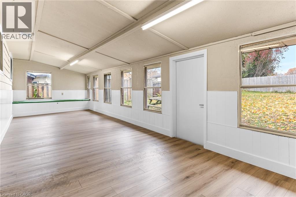 58 Selkirk Drive, Kitchener, Ontario N2E 1N2 - Photo 34 - 40787325