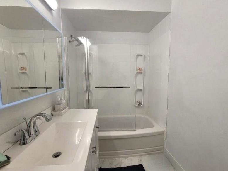 1 1040 Parker Street, White Rock, British Columbia  V4B 4R7 - Photo 17 - R3067024