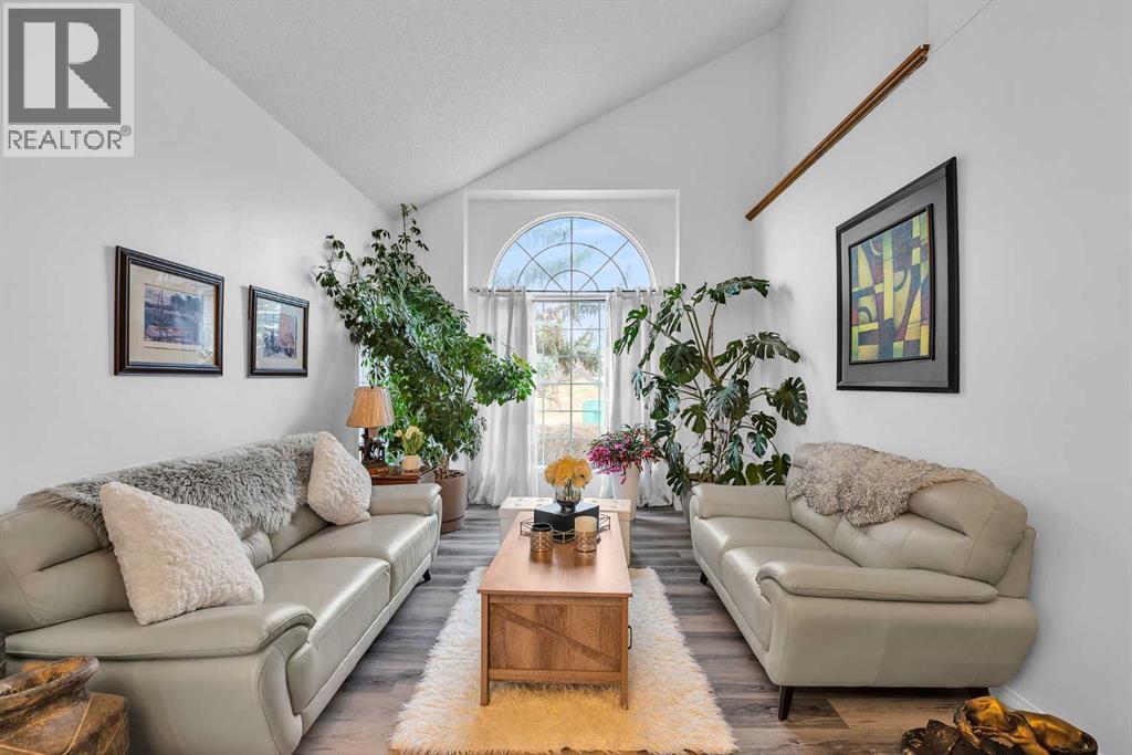 103 Sandringham Way Nw, Calgary, Alberta  T3K 3V7 - Photo 9 - A2268440