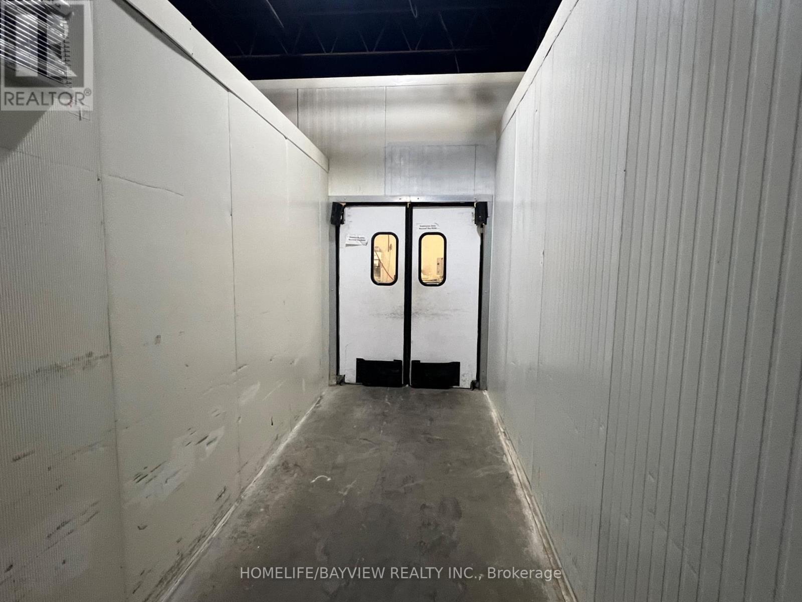 15 - 200 Connie Crescent, Vaughan (Concord), Ontario  L4K 1M1 - Photo 19 - N12547360