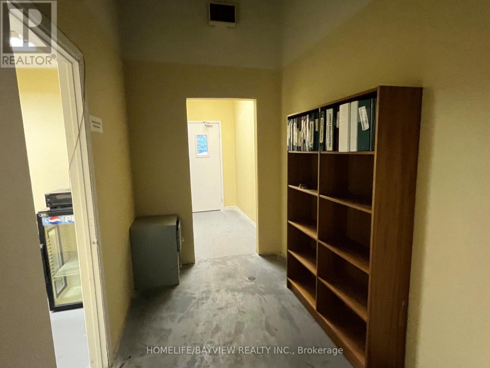 15 - 200 Connie Crescent, Vaughan (Concord), Ontario  L4K 1M1 - Photo 22 - N12547360