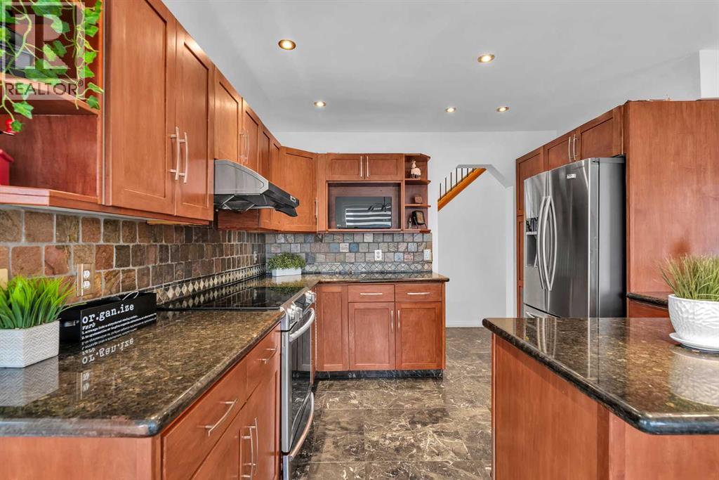 103 Sandringham Way Nw, Calgary, Alberta  T3K 3V7 - Photo 12 - A2268440