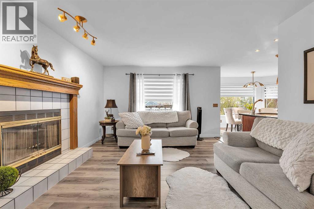 103 Sandringham Way Nw, Calgary, Alberta  T3K 3V7 - Photo 18 - A2268440