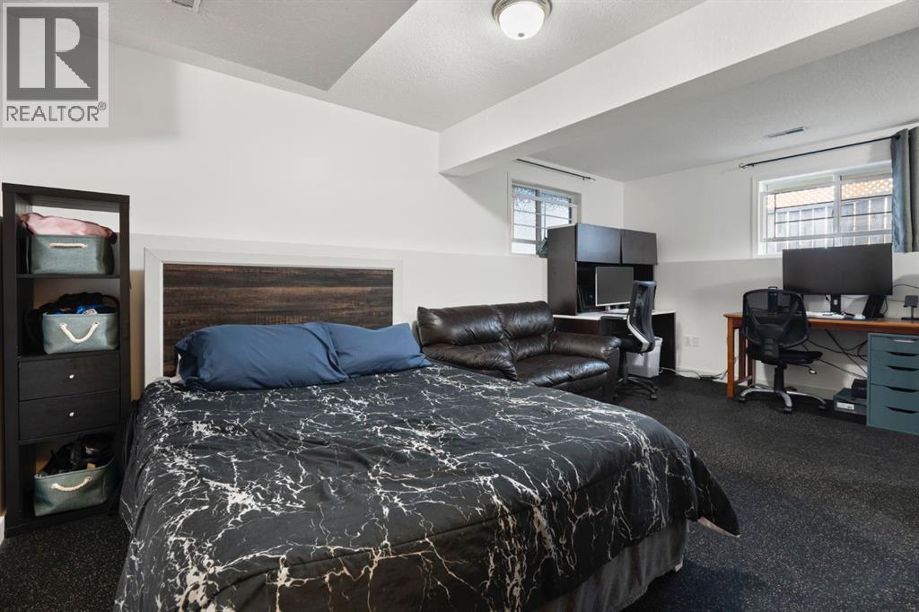 204 Hidden Spring Green Nw, Calgary, Alberta  T3A 5N4 - Photo 30 - A2270121