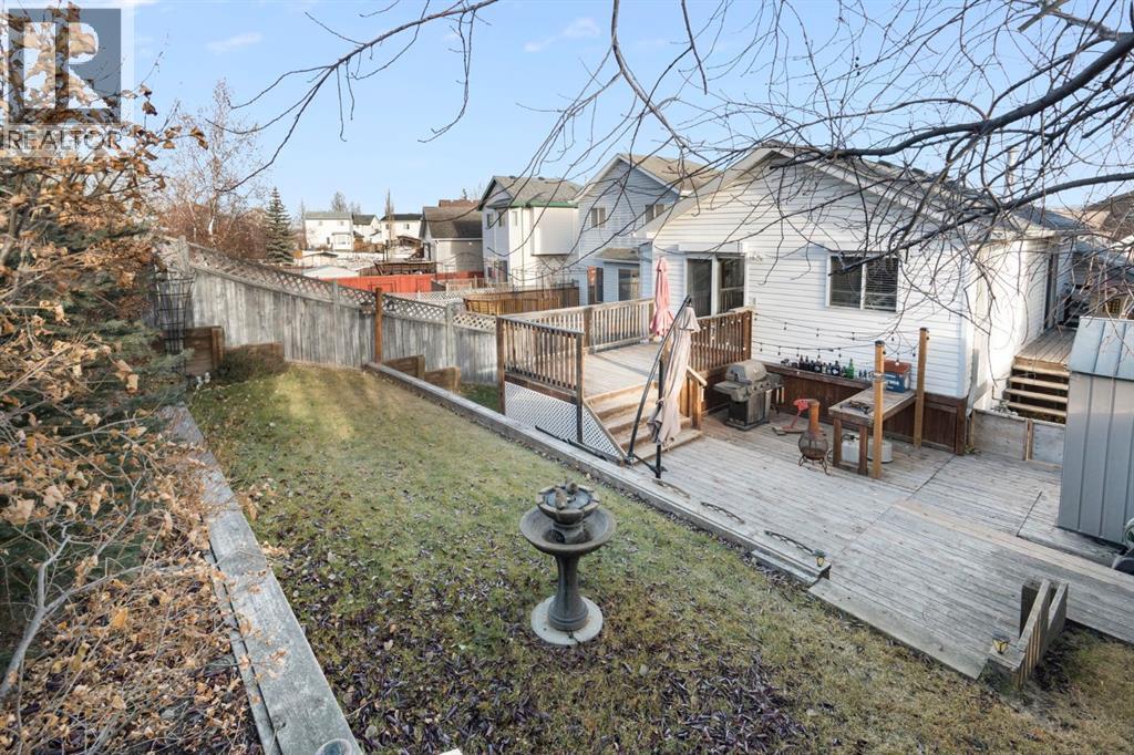 204 Hidden Spring Green Nw, Calgary, Alberta  T3A 5N4 - Photo 37 - A2270121