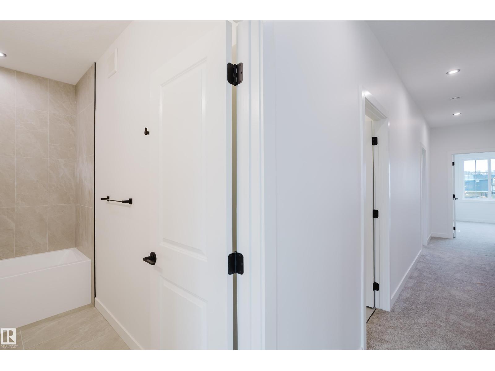 708 Elderberry Cl Nw, Edmonton, Alberta  T6M 3J6 - Photo 37 - E4465827