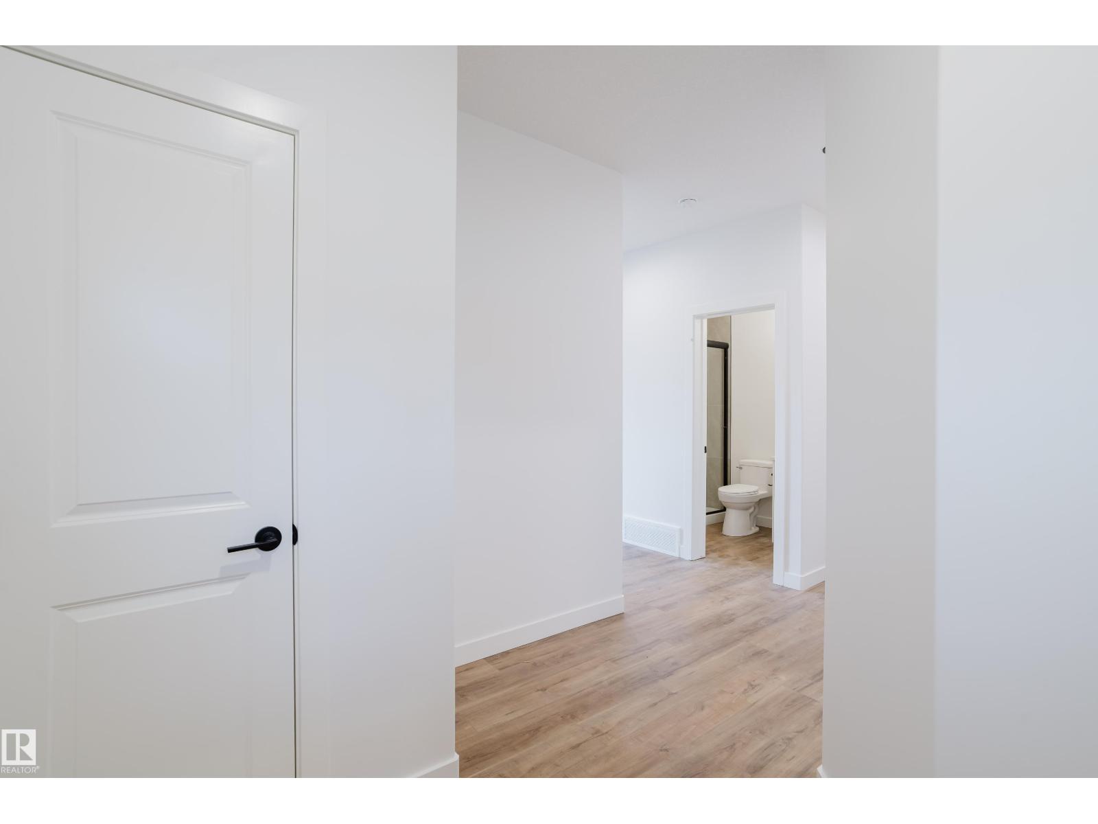 708 Elderberry Cl Nw, Edmonton, Alberta  T6M 3J6 - Photo 4 - E4465827