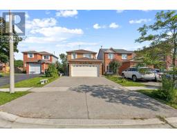 85 ACADIAN HEIGHTS, Brampton, Ontario