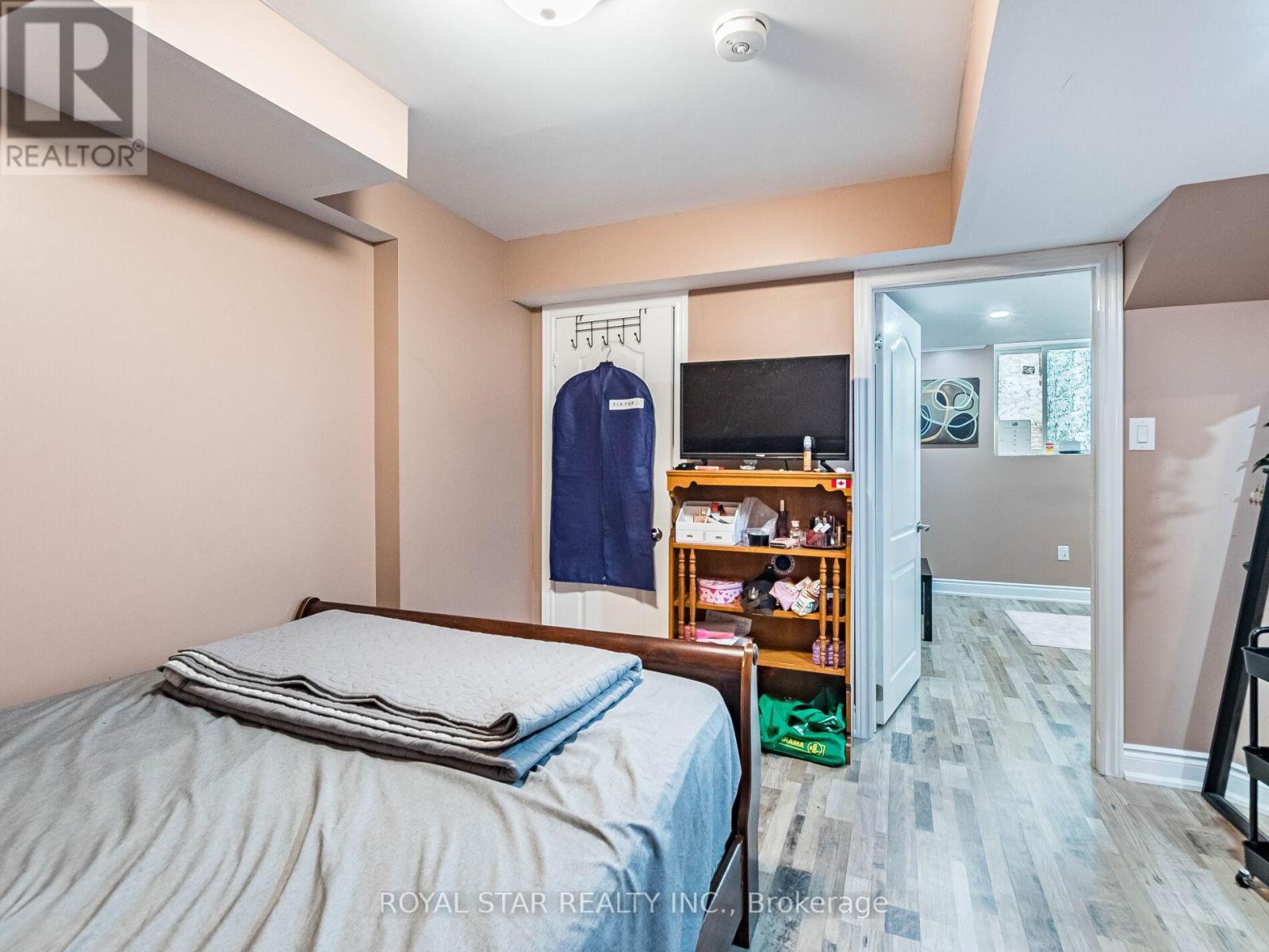 10 Spokanne Street, Brampton, Ontario  L6R 4A2 - Photo 33 - W12547352