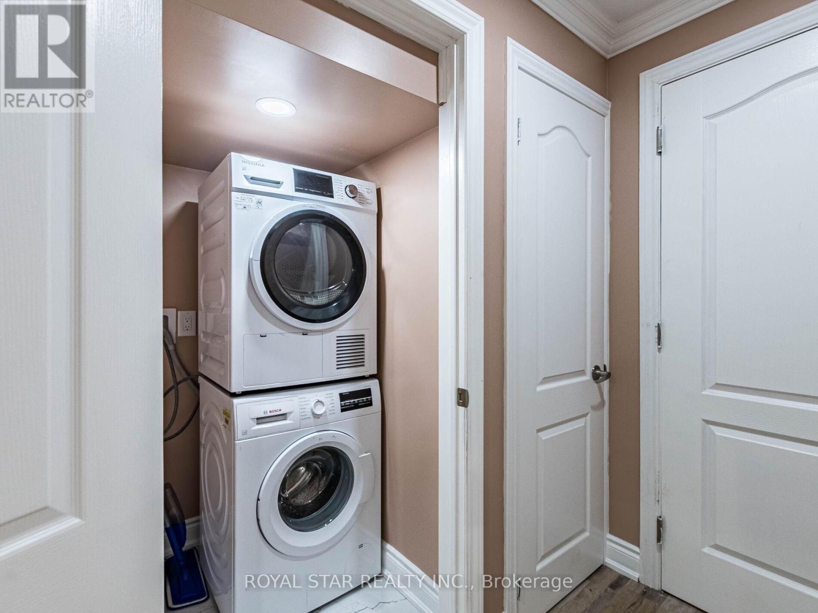 10 Spokanne Street, Brampton, Ontario  L6R 4A2 - Photo 41 - W12547352