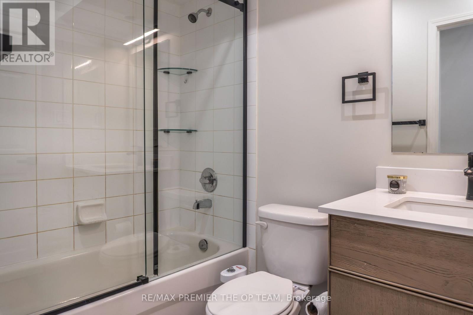 120 - 250 Sunny Meadow Boulevard, Brampton, Ontario  L6R 3Y7 - Photo 19 - W12547358