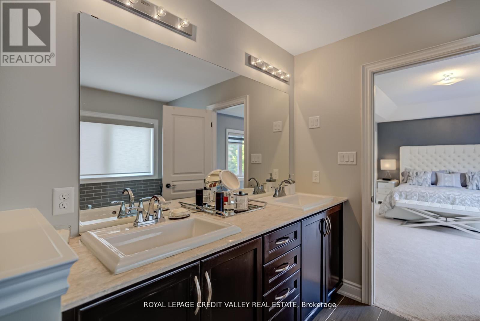 44 Walbrook Road, Brampton, Ontario L6X 4N4 - Photo 31 - W12547386