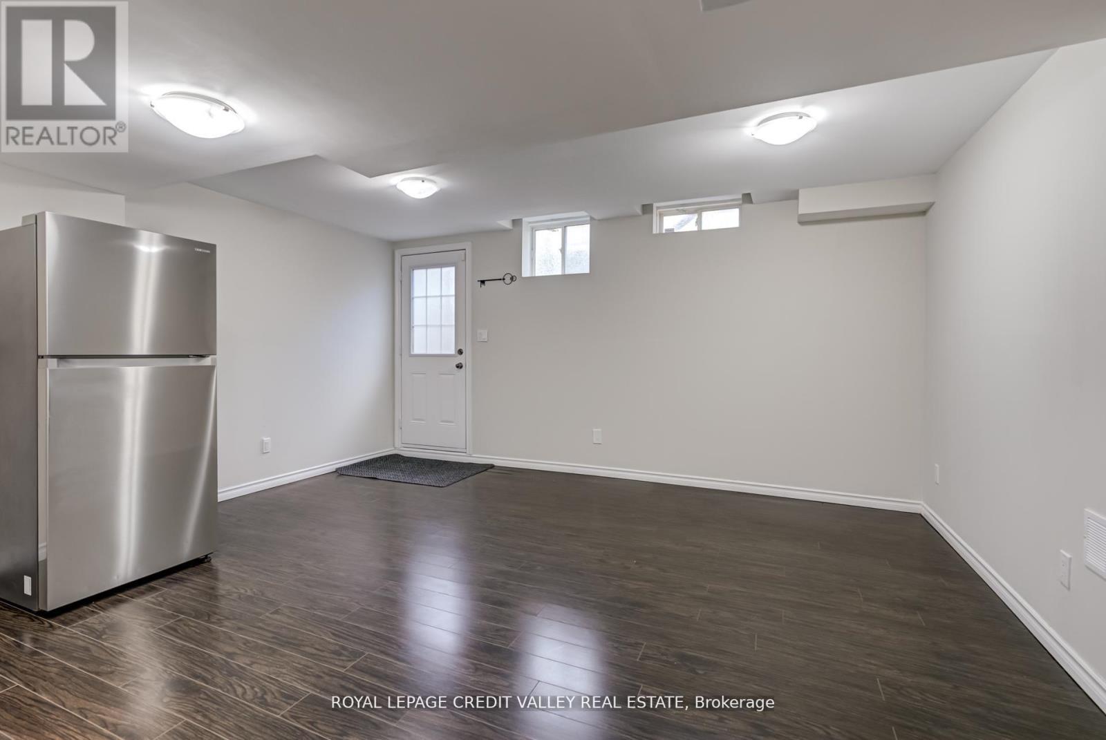 44 Walbrook Road, Brampton, Ontario L6X 4N4 - Photo 41 - W12547386