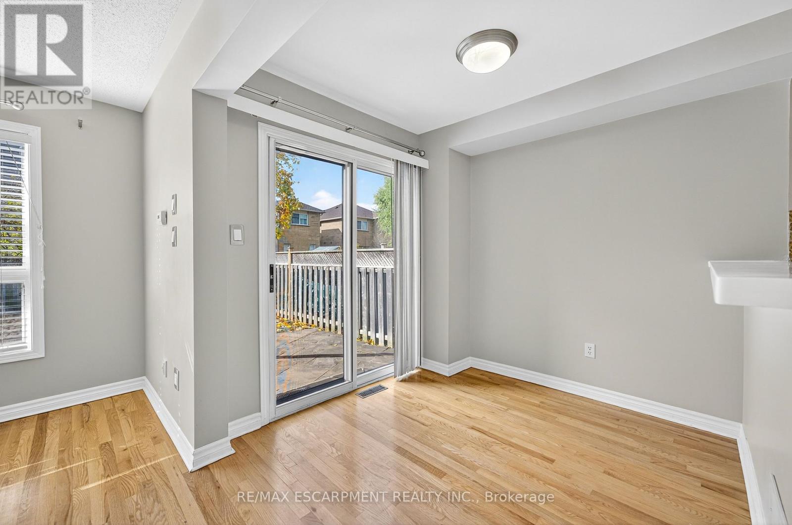 2456 Lazio Lane, Oakville, Ontario  L6M 4P7 - Photo 11 - W12547388