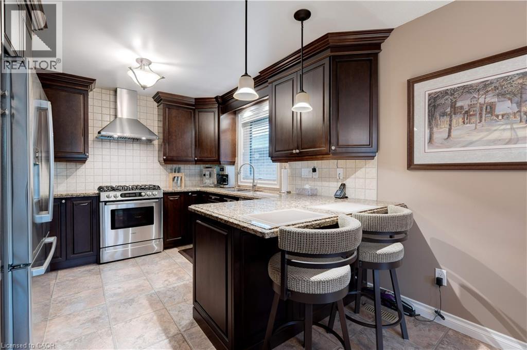 2238 Fassel Avenue, Burlington, Ontario  L7R 3P1 - Photo 11 - 40785711