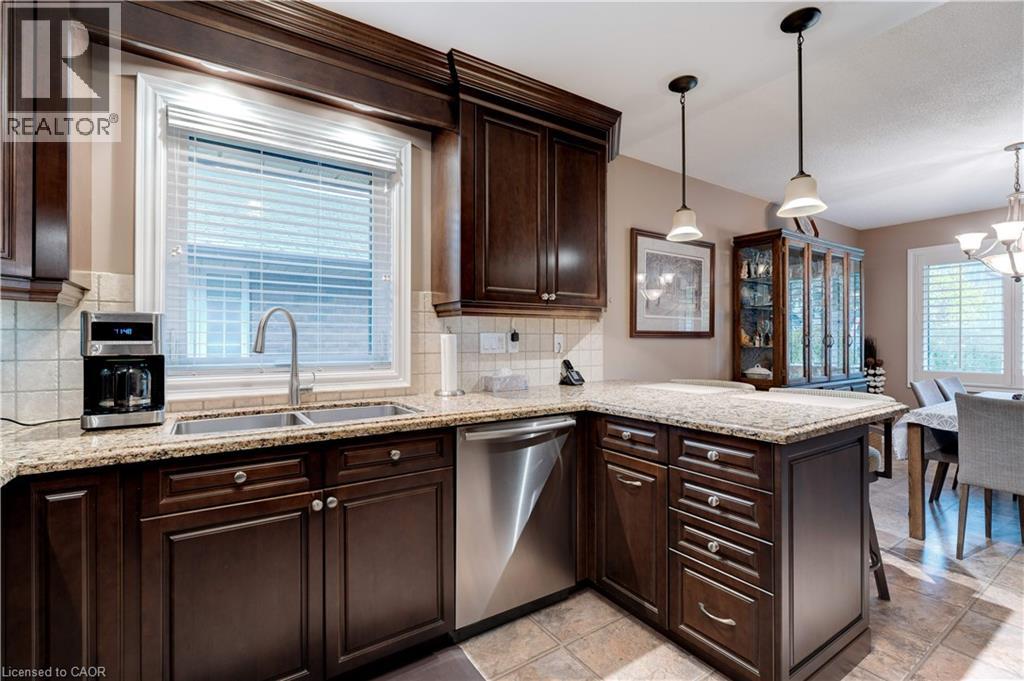 2238 Fassel Avenue, Burlington, Ontario  L7R 3P1 - Photo 13 - 40785711