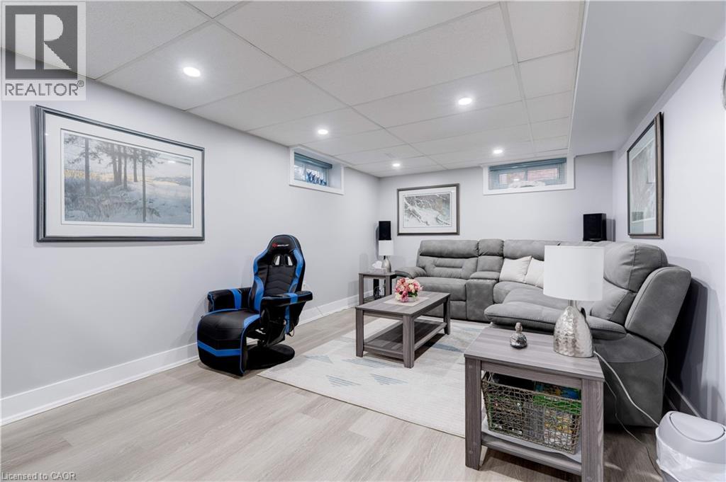 2238 Fassel Avenue, Burlington, Ontario  L7R 3P1 - Photo 24 - 40785711