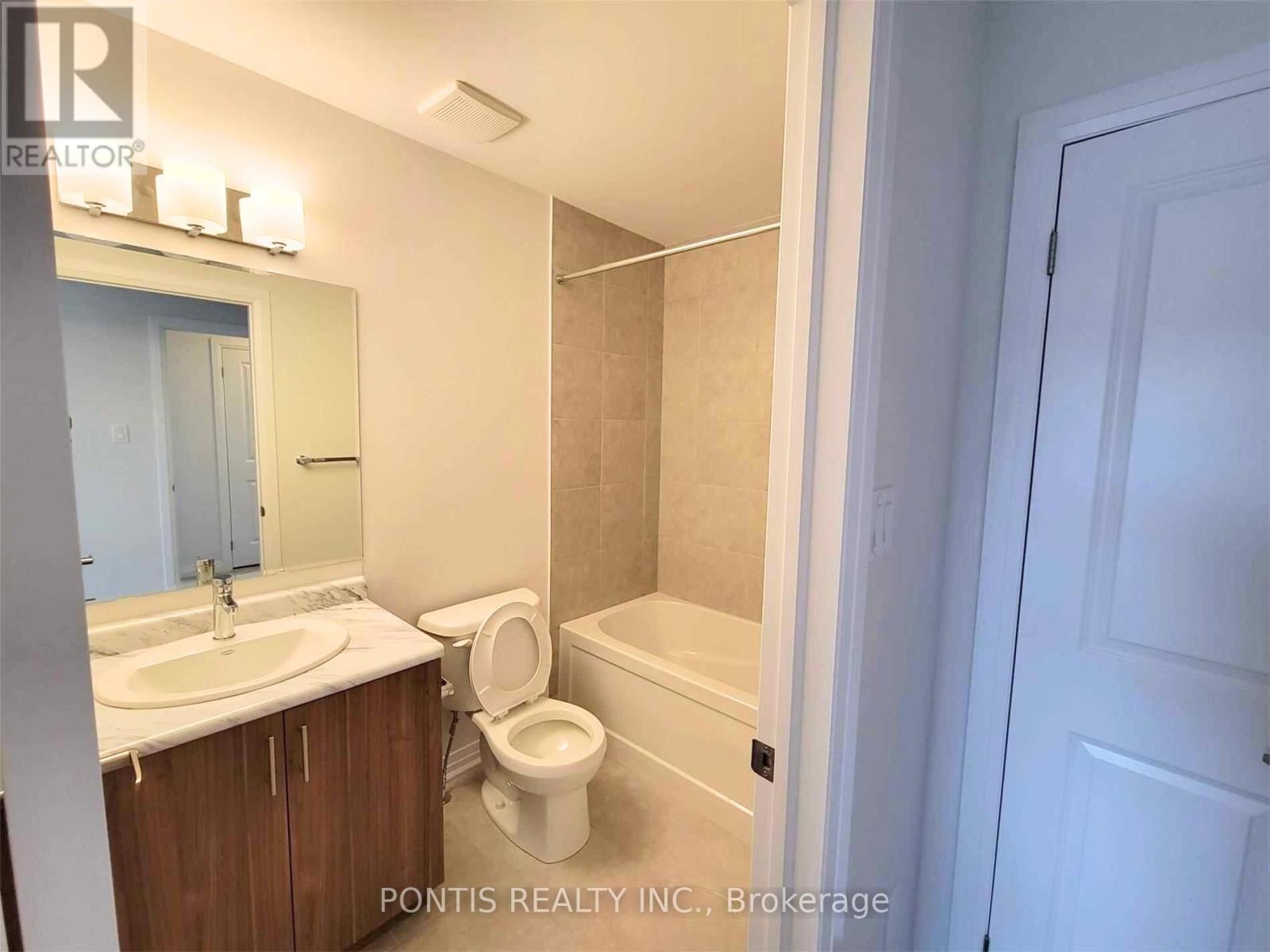 42 - 51 Sparrow Avenue, Cambridge, Ontario  N1T 0E5 - Photo 3 - X12547376