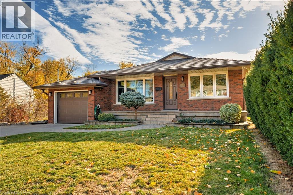 2238 Fassel Avenue, Burlington, Ontario  L7R 3P1 - Photo 2 - 40785711