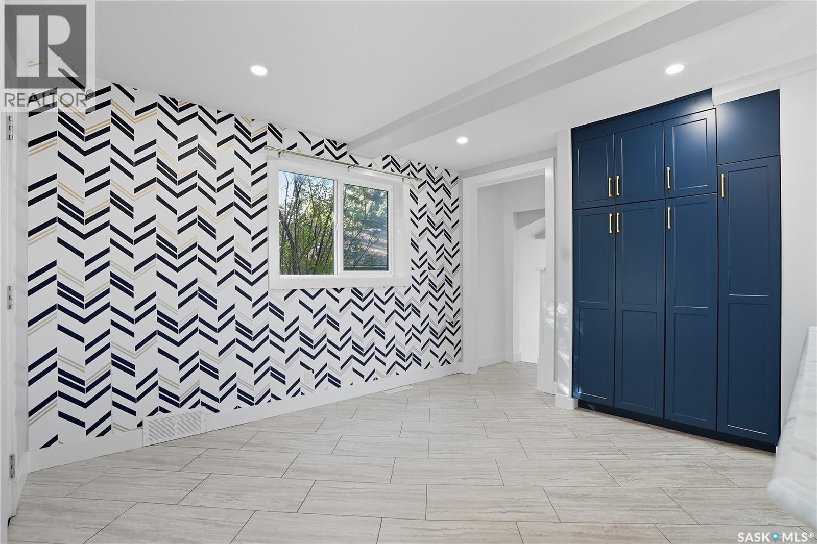 1041 L Avenue N, Saskatoon, Saskatchewan  S7L 2R7 - Photo 15 - SK020837