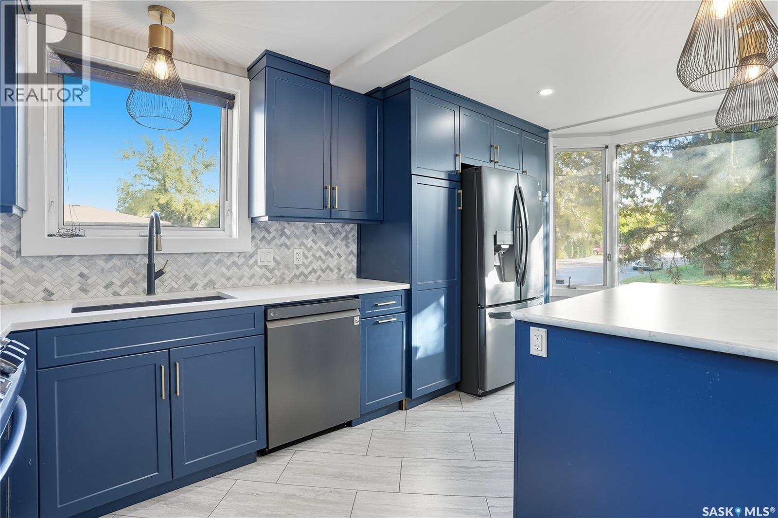 1041 L Avenue N, Saskatoon, Saskatchewan  S7L 2R7 - Photo 12 - SK020837