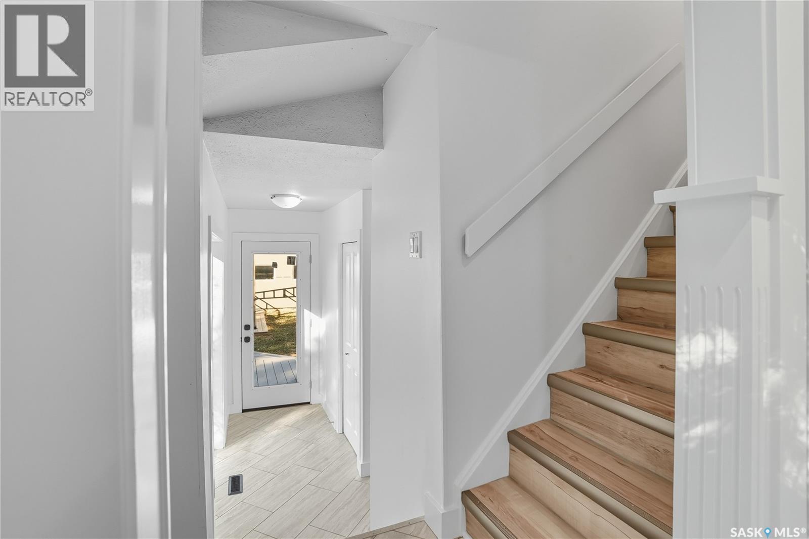 1041 L Avenue N, Saskatoon, Saskatchewan  S7L 2R7 - Photo 16 - SK020837