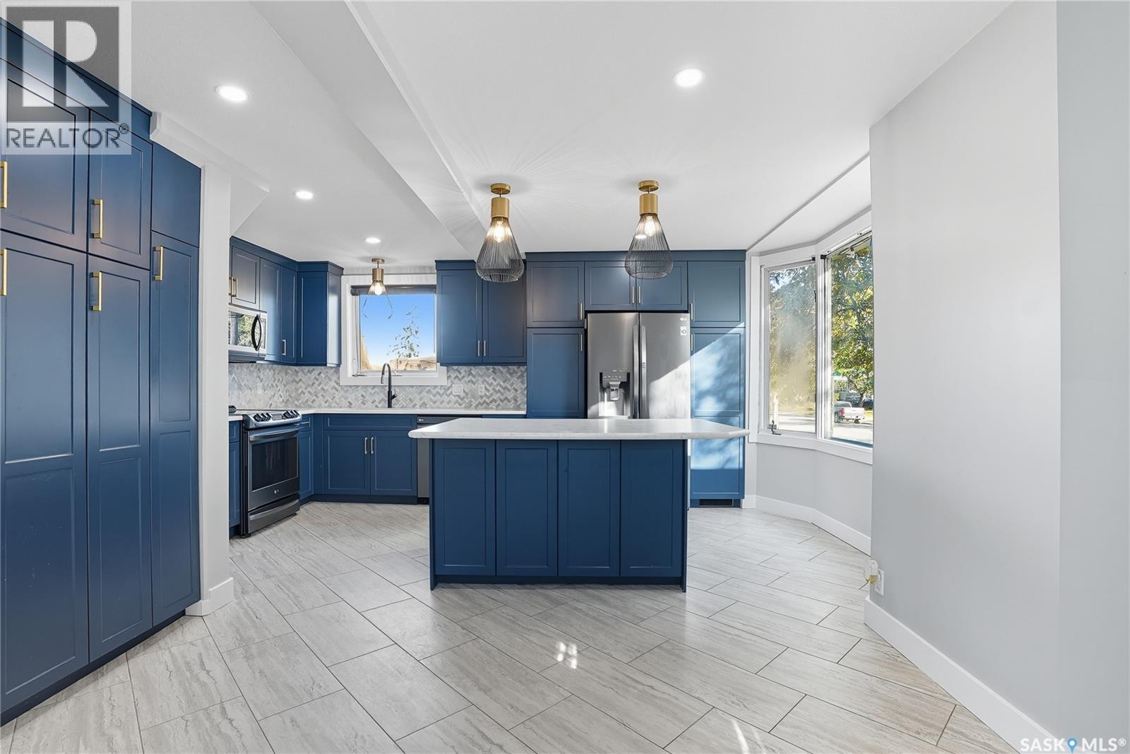 1041 L Avenue N, Saskatoon, Saskatchewan  S7L 2R7 - Photo 10 - SK020837