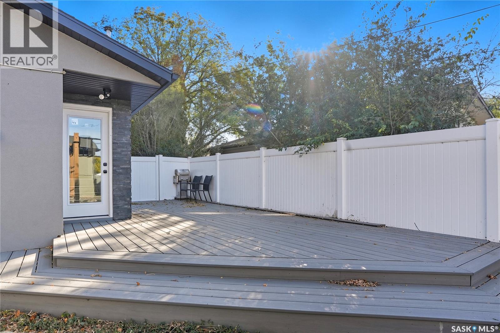 1041 L Avenue N, Saskatoon, Saskatchewan  S7L 2R7 - Photo 36 - SK020837