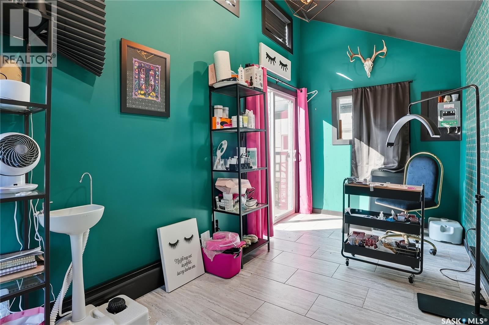 1041 L Avenue N, Saskatoon, Saskatchewan  S7L 2R7 - Photo 31 - SK020837