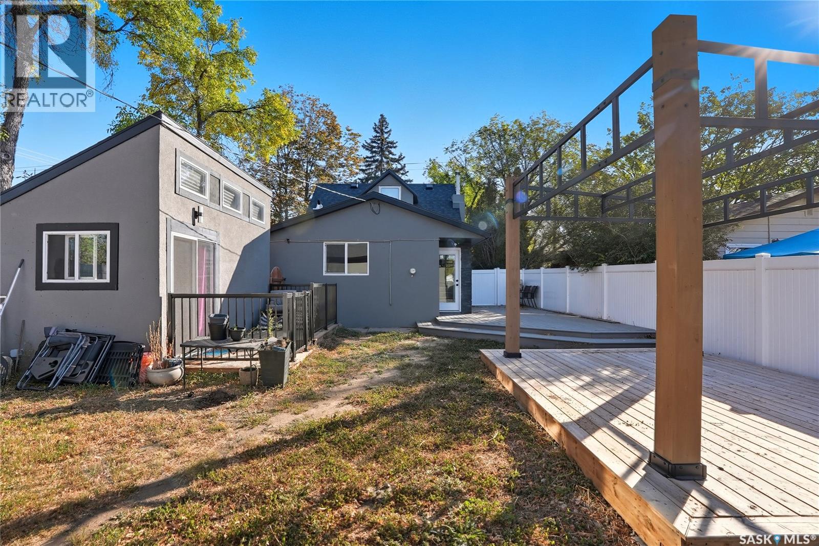 1041 L Avenue N, Saskatoon, Saskatchewan  S7L 2R7 - Photo 35 - SK020837