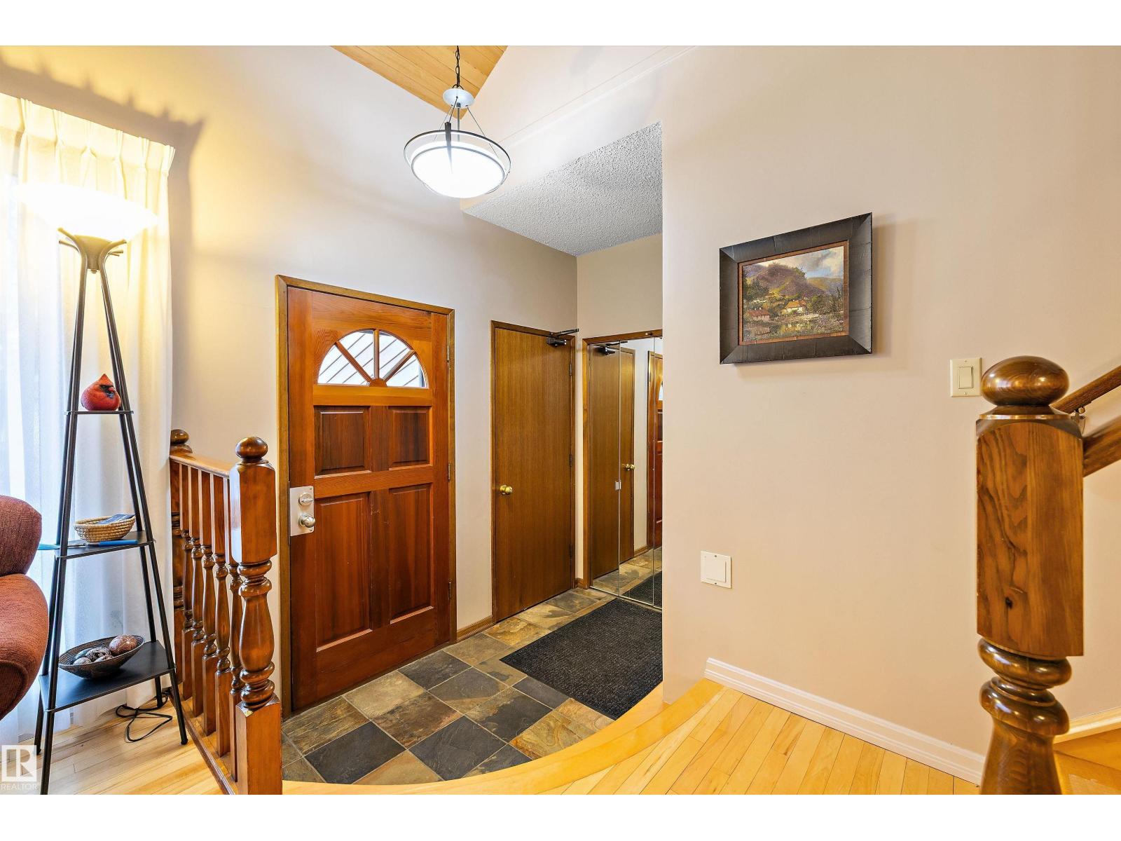 2 Leblanc Pl, St. Albert, Alberta  T8N 4P1 - Photo 3 - E4465819