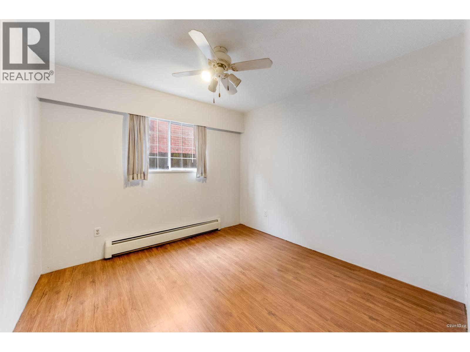 7769 10th Avenue, Burnaby, British Columbia  V3N 2S2 - Photo 28 - R3067510