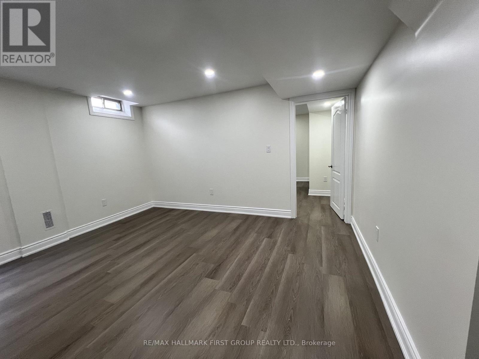 5 Fenn Street, Ajax, Ontario  L1T 4Z1 - Photo 7 - E12547412