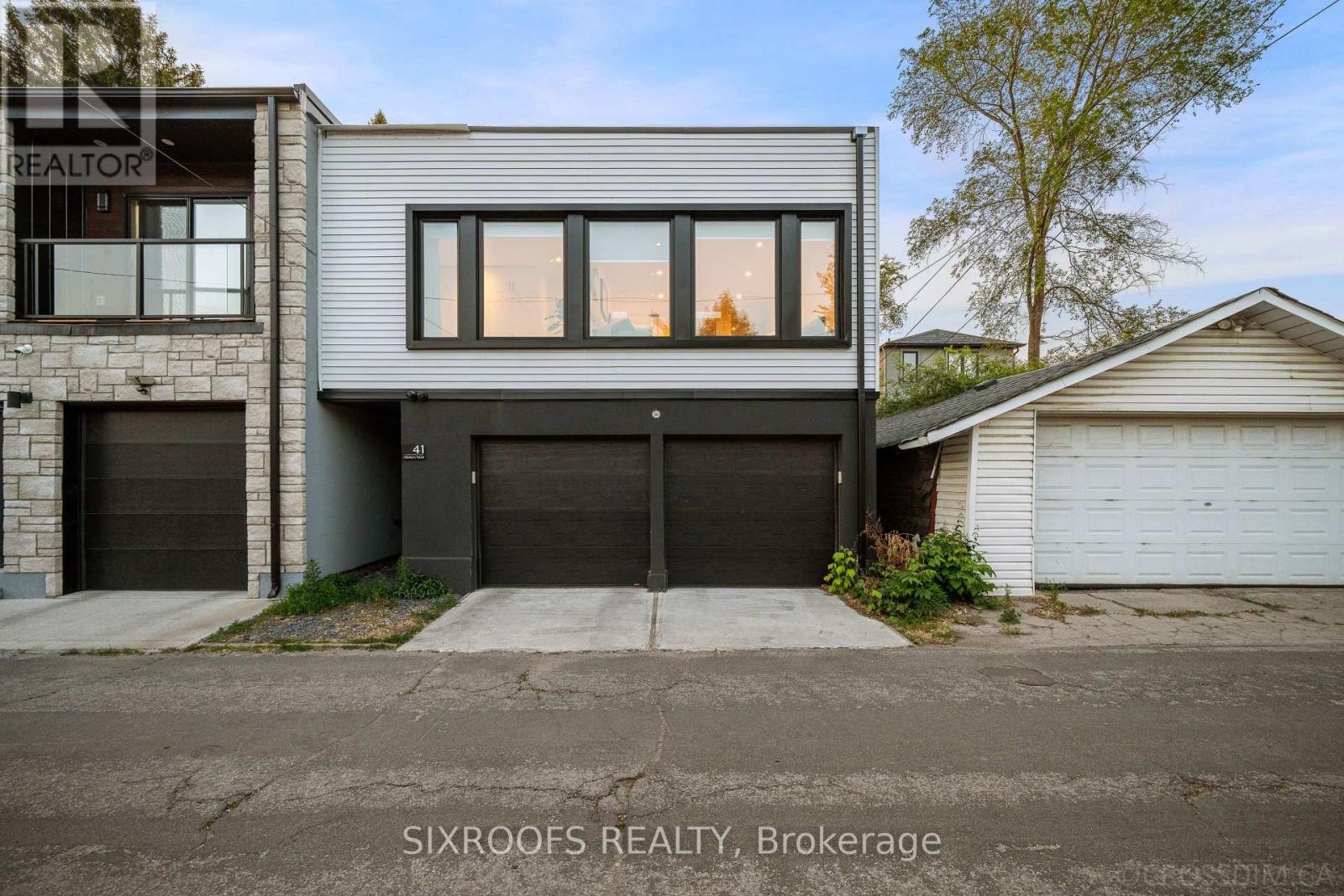 Upper - 41 Dunkirk Road, Toronto, Ontario M4C 2M4 - Photo 2 - E12547432