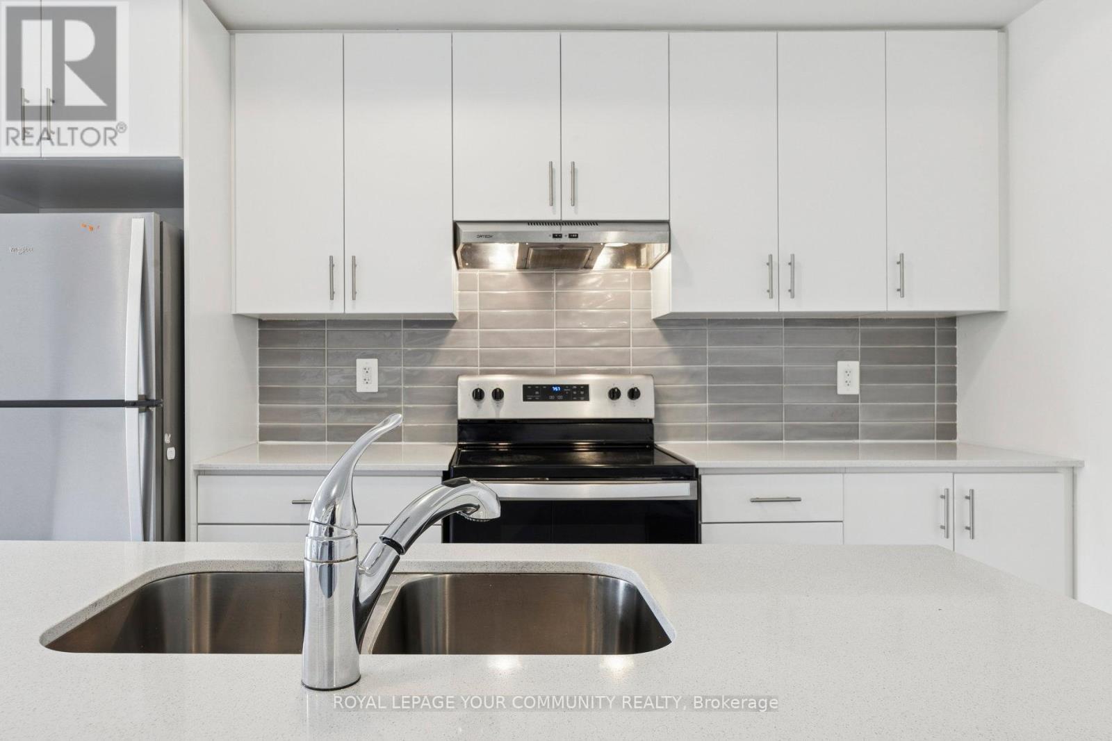 214 - 755 Omega Drive, Pickering, Ontario  L1V 0H1 - Photo 7 - E12547476